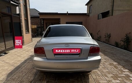 Hyundai Sonata IV рестайлинг, 2004 год, 460 000 рублей, 5 фотография