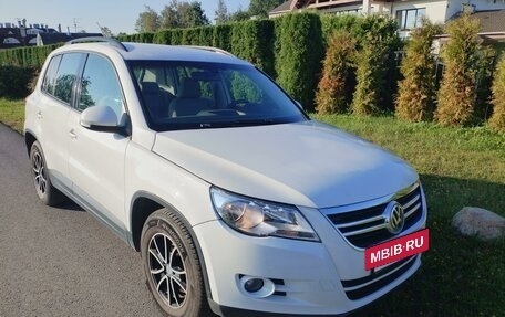 Volkswagen Tiguan I, 2010 год, 980 000 рублей, 2 фотография