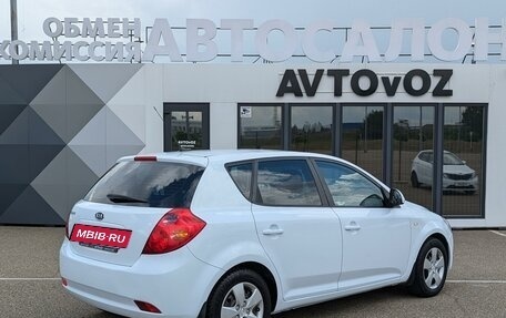 KIA cee'd I рестайлинг, 2009 год, 888 000 рублей, 7 фотография