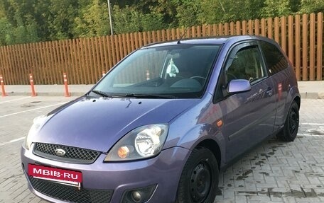 Ford Fiesta, 2006 год, 440 000 рублей, 2 фотография