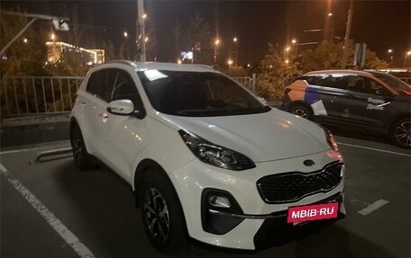 KIA Sportage IV рестайлинг, 2020 год, 2 649 000 рублей, 3 фотография