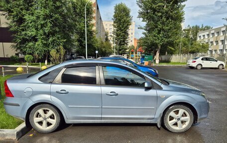 Ford Focus II рестайлинг, 2005 год, 520 000 рублей, 2 фотография