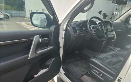 Toyota Land Cruiser 200, 2014 год, 4 497 000 рублей, 17 фотография