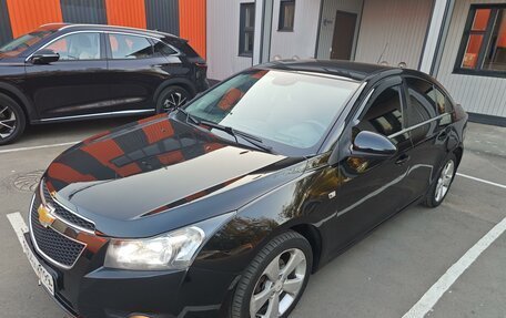 Chevrolet Cruze II, 2010 год, 895 000 рублей, 2 фотография