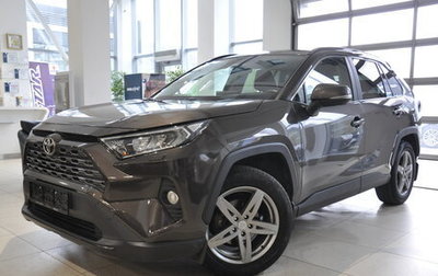 Toyota RAV4, 2019 год, 3 349 000 рублей, 1 фотография