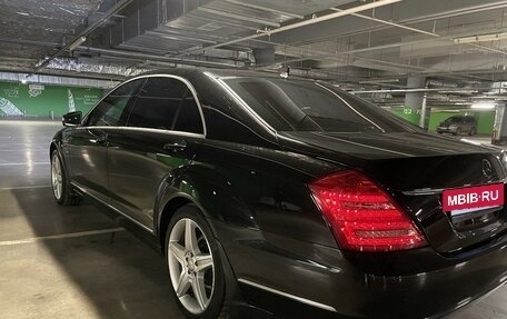 Mercedes-Benz S-Класс, 2012 год, 2 500 000 рублей, 2 фотография