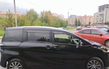 Toyota Sienta II, 2019 год, 1 550 000 рублей, 3 фотография