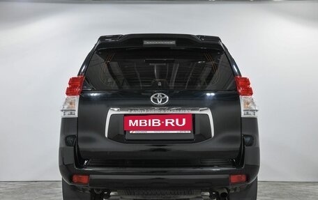 Toyota Land Cruiser Prado 150 рестайлинг 2, 2013 год, 3 300 000 рублей, 6 фотография