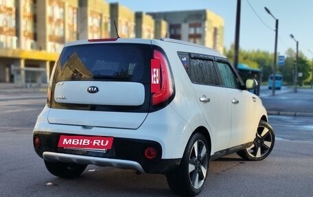 KIA Soul II рестайлинг, 2018 год, 1 900 000 рублей, 5 фотография