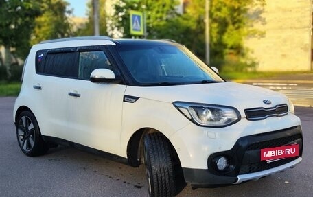 KIA Soul II рестайлинг, 2018 год, 1 900 000 рублей, 3 фотография