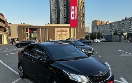 KIA Rio III рестайлинг, 2013 год, 1 000 000 рублей, 2 фотография