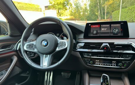 BMW 5 серия, 2018 год, 6 700 000 рублей, 40 фотография