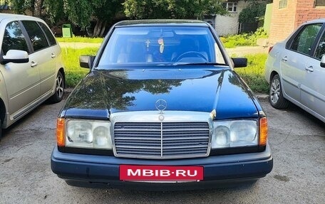 Mercedes-Benz W124, 1989 год, 400 000 рублей, 3 фотография