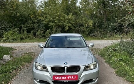 BMW 3 серия, 2011 год, 1 300 000 рублей, 2 фотография