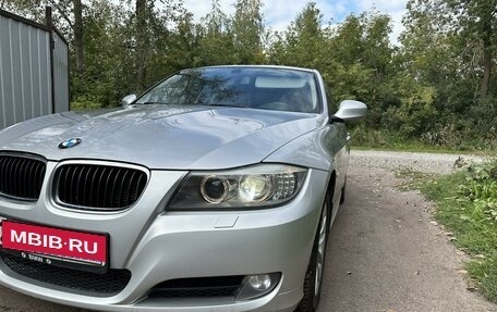 BMW 3 серия, 2011 год, 1 300 000 рублей, 3 фотография