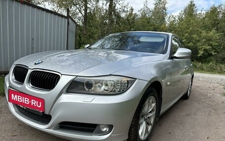 BMW 3 серия, 2011 год, 1 300 000 рублей, 4 фотография