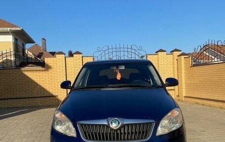 Skoda Fabia II, 2010 год, 670 000 рублей, 2 фотография