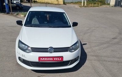 Volkswagen Polo VI (EU Market), 2014 год, 1 050 000 рублей, 1 фотография