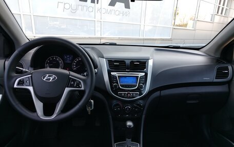 Hyundai Solaris II рестайлинг, 2013 год, 785 000 рублей, 5 фотография