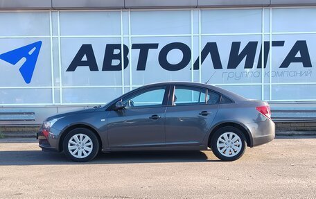 Chevrolet Cruze II, 2011 год, 758 000 рублей, 3 фотография