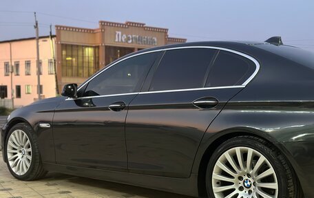 BMW 5 серия, 2011 год, 1 800 000 рублей, 3 фотография