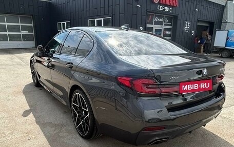 BMW 5 серия, 2021 год, 5 500 000 рублей, 20 фотография