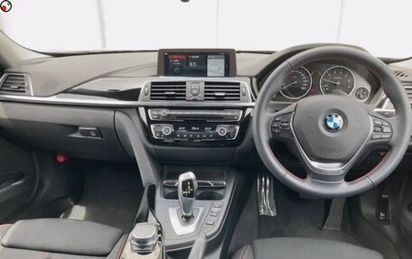 BMW 3 серия, 2019 год, 1 250 000 рублей, 9 фотография