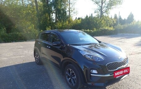 KIA Sportage IV рестайлинг, 2020 год, 2 850 000 рублей, 3 фотография