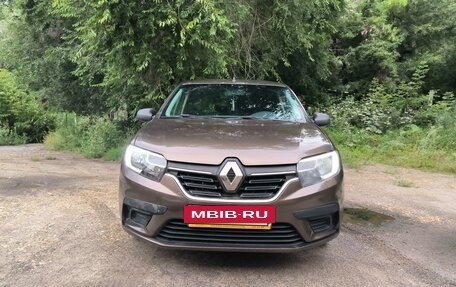 Renault Logan II, 2018 год, 740 000 рублей, 3 фотография