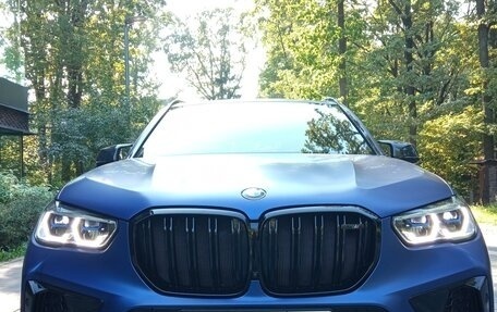 BMW X5 M, 2021 год, 17 000 000 рублей, 2 фотография