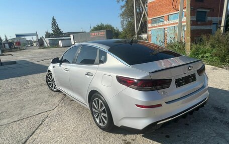 KIA K5 II, 2018 год, 2 000 000 рублей, 4 фотография