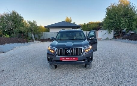 Toyota Land Cruiser Prado 150 рестайлинг 2, 2022 год, 6 100 000 рублей, 24 фотография