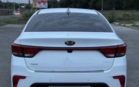 KIA Rio IV, 2018 год, 1 520 000 рублей, 5 фотография