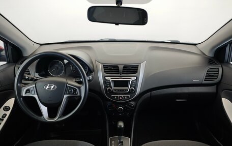 Hyundai Solaris II рестайлинг, 2013 год, 999 000 рублей, 13 фотография