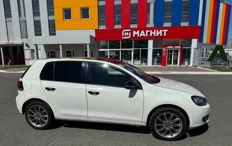 Volkswagen Golf VI, 2010 год, 800 000 рублей, 4 фотография