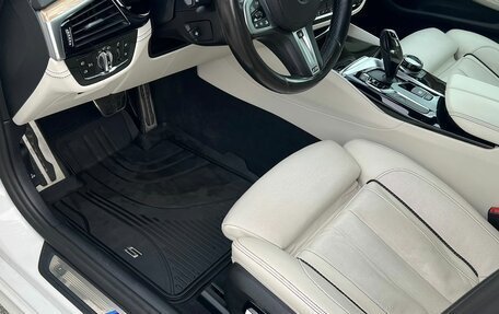 BMW 5 серия, 2019 год, 6 800 000 рублей, 16 фотография