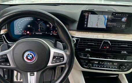 BMW 5 серия, 2019 год, 6 800 000 рублей, 19 фотография