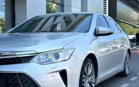 Toyota Camry, 2015 год, 2 120 000 рублей, 2 фотография