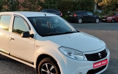 Renault Sandero I, 2012 год, 700 000 рублей, 1 фотография