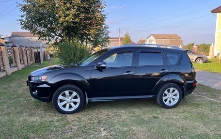 Mitsubishi Outlander III рестайлинг 3, 2010 год, 1 300 000 рублей, 6 фотография