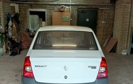 Renault Logan I, 2010 год, 330 000 рублей, 4 фотография