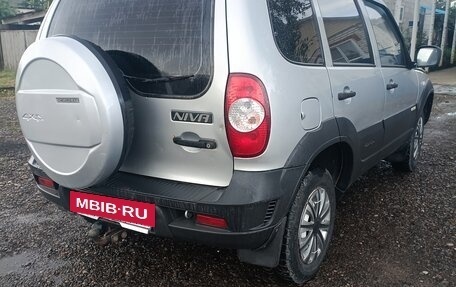 Chevrolet Niva I рестайлинг, 2013 год, 620 000 рублей, 3 фотография