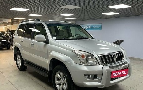 Toyota Land Cruiser Prado 120 рестайлинг, 2003 год, 1 849 000 рублей, 3 фотография