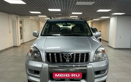 Toyota Land Cruiser Prado 120 рестайлинг, 2003 год, 1 849 000 рублей, 2 фотография