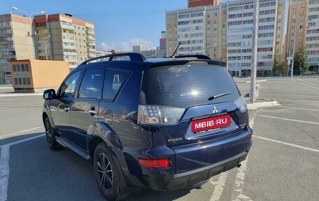 Mitsubishi Outlander III рестайлинг 3, 2010 год, 1 250 000 рублей, 9 фотография