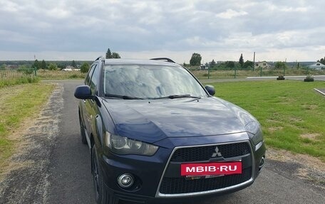 Mitsubishi Outlander III рестайлинг 3, 2010 год, 1 250 000 рублей, 20 фотография