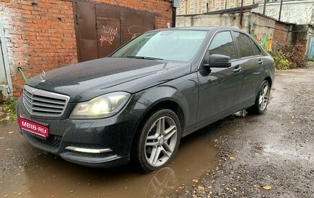 Mercedes-Benz C-Класс, 2013 год, 1 220 000 рублей, 1 фотография