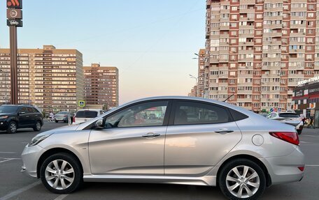 Hyundai Solaris II рестайлинг, 2011 год, 1 050 000 рублей, 6 фотография