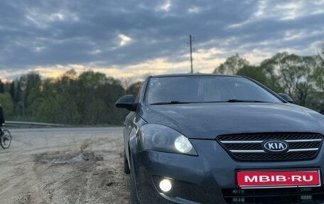 KIA cee'd I рестайлинг, 2008 год, 650 000 рублей, 1 фотография