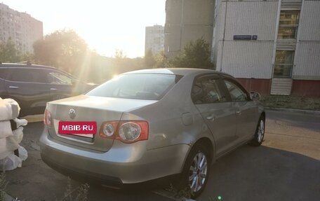 Volkswagen Jetta VI, 2009 год, 610 000 рублей, 4 фотография